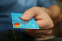 Karta kredytowa bez zawiadcze - czy to moliwe?