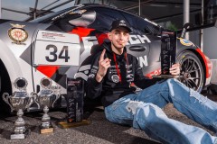 Karol Kręt mistrzem Porsche Sports Cup