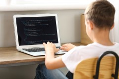 Kodowanie dla dzieci - jakie drzwi otwiera przed nimi umiejętność programowania?