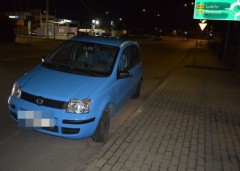 Nietrze�wy 19-latek uszkodzi� skradziony samoch�d