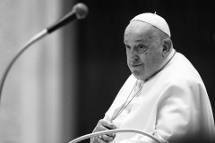 Papie� Franciszek nie �yje