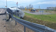 Wypadek na DK 74. Droga jest zablokowana