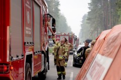 Mieszka�cy ruszyli z&nbsp;pomoc� stra�akom. Trwaj� zbi�rki wody i&nbsp;�ywno�ci w&nbsp;ca�ym regionie