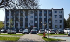 Pro�ba o&nbsp;pomoc w&nbsp;�rodku nocy. Seniorka by�a o&nbsp;krok od utraty pieni�dzy