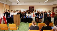 Najzdolniejsi uczniowie z&nbsp;powiatu bi�gorajskiego nagrodzeni [LISTA WYRӯNIONYCH]