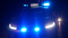 Nietrzeźwy kierowca z powiatu wjechał w ogrodzenie i utknął w rowie
