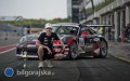 Karol Krt zaprezentuje swoje Porsche kibicom w Bigoraju