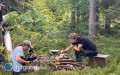Karol Okrasa gotuje w bigorajskich lasach