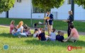 "Czytanie na polanie" w parku miejskim
