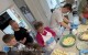 Lepienie pierog�w ��czy pokolenia